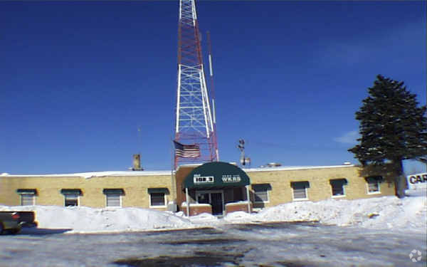 Primary Photo Of 3250 Belvidere St, Waukegan Radio TVTransmission Facilities For Lease