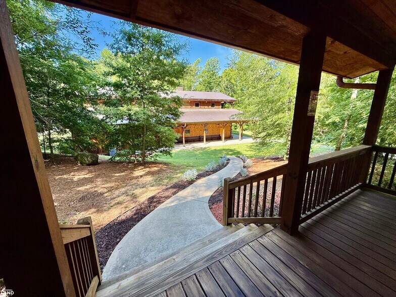 More Photos Of 701 Wingert Road rd, Greenwood Specialty For Sale