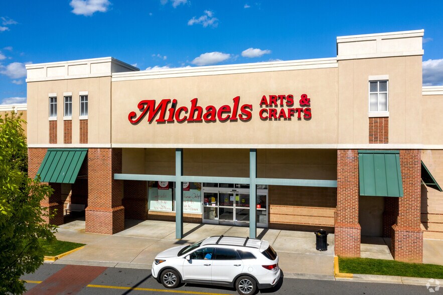 More Photos Of 1910 Cinema Drive, Rock Hill Unknown For Lease