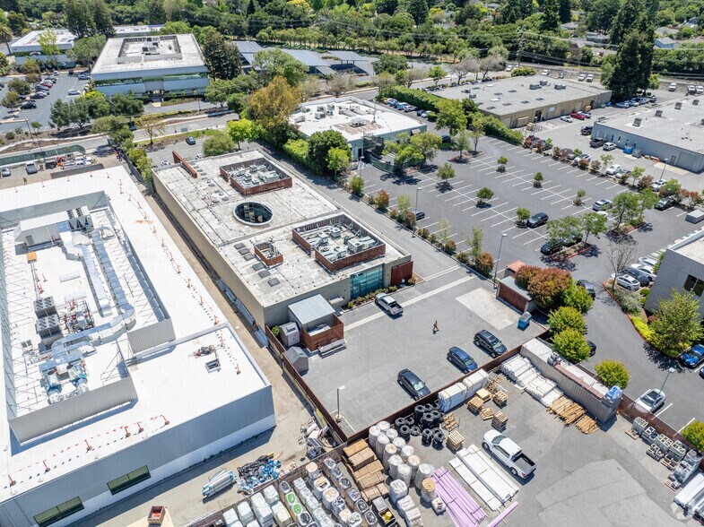 More Photos Of 4025 Bohannon Dr, Menlo Park Research And Development For Lease