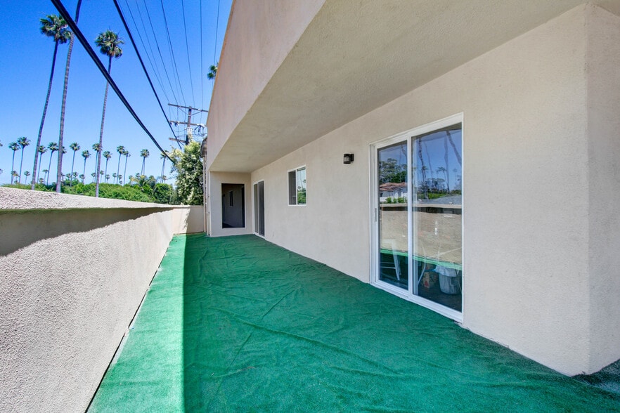 More Photos Of 13257-13259 Moorpark St, Sherman Oaks Office Residential For Sale