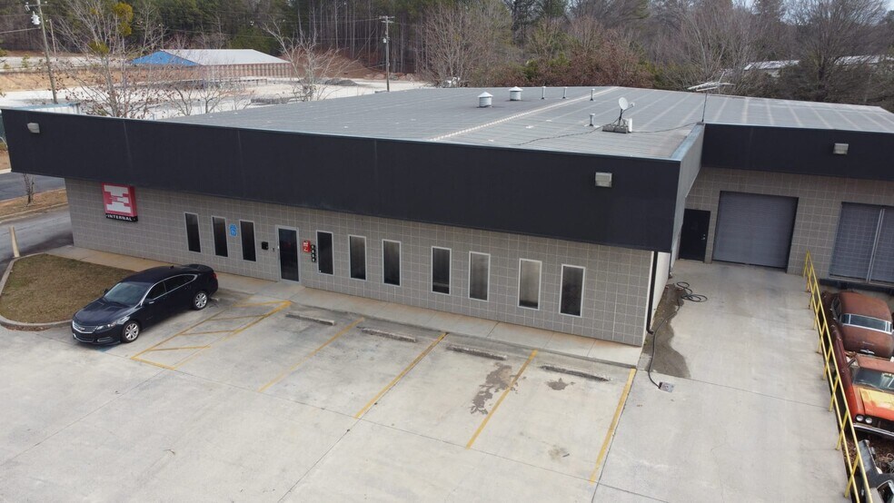 More Photos Of 260 Maxham Rd, Austell Auto Repair For Sale