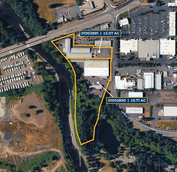 More Photos Of 1017 SW Berg Pky, Canby Manufacturing For Sale