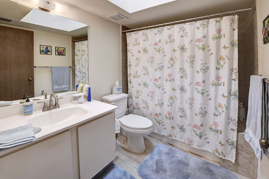 More Photos Of 2770 N Goyette Ave, Tucson Apartments For Sale