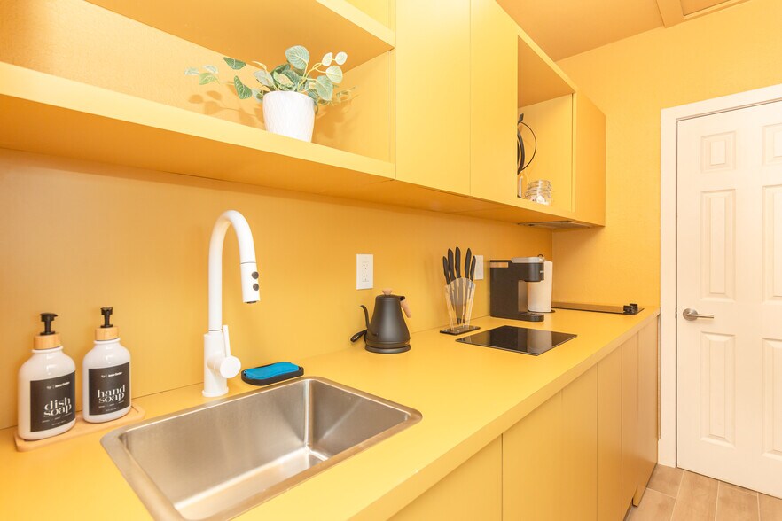 More Photos Of 190-194 NE 90th St, Miami Apartments For Sale