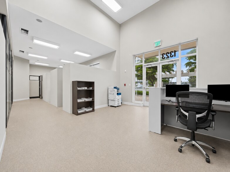 More Photos Of 1333 S Ocean Blvd, Pompano Beach Apartments For Lease