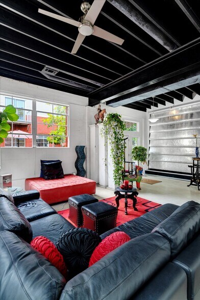 More Photos Of 282 Walker St SW, Atlanta Apartments For Sale