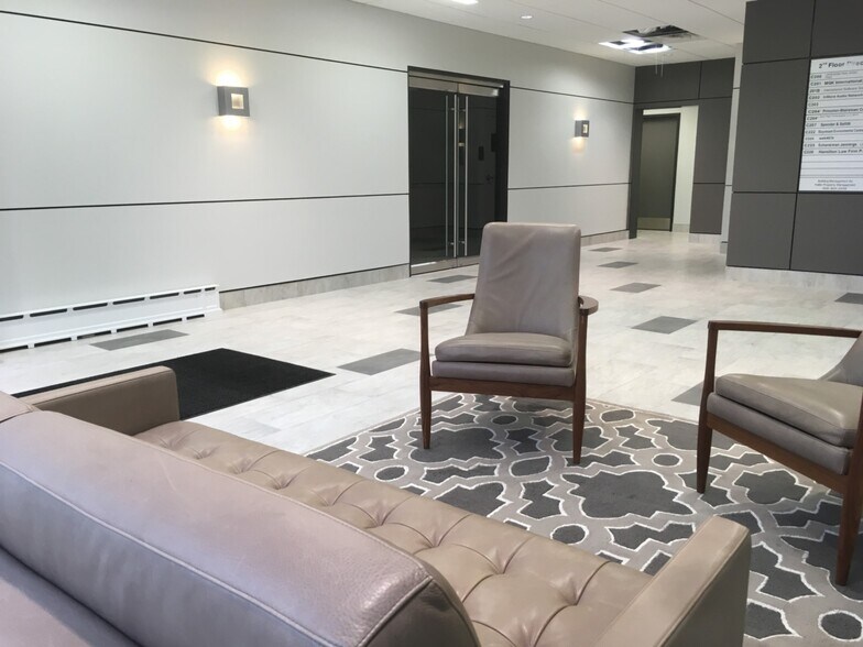 More Photos Of 13 Roszel Rd, Princeton Office For Lease