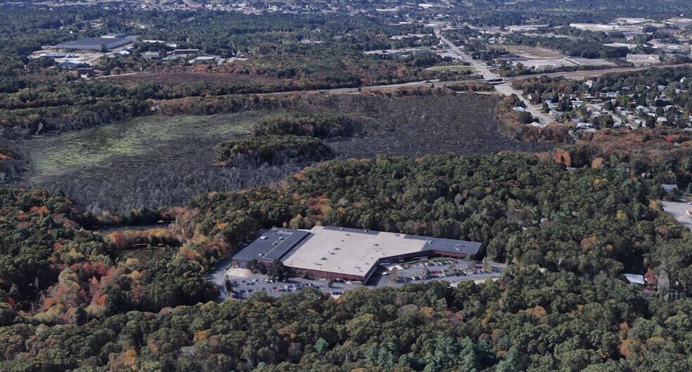 More Photos Of 10 Trotter Dr, Medway Research And Development For Lease