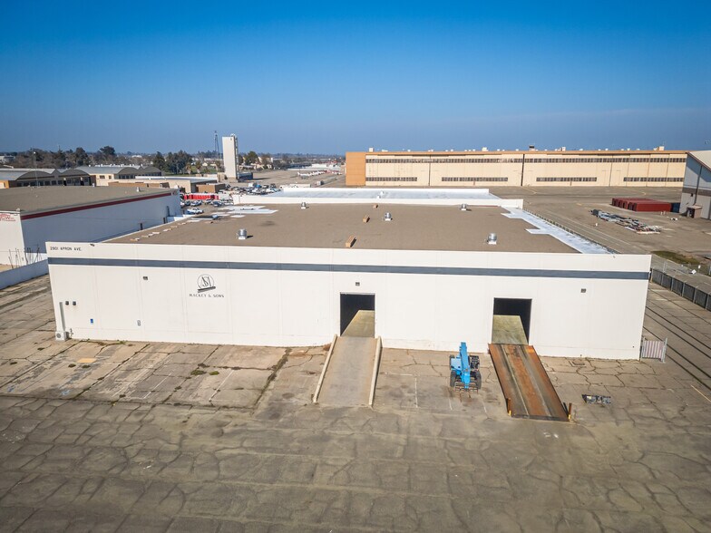 More Photos Of 2901 Apron Ave, Atwater Warehouse For Lease