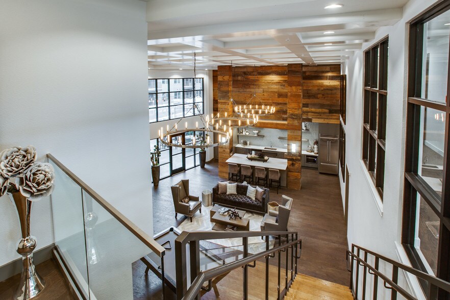 More Photos Of 403 E Koenig Ln, Austin Apartments For Lease