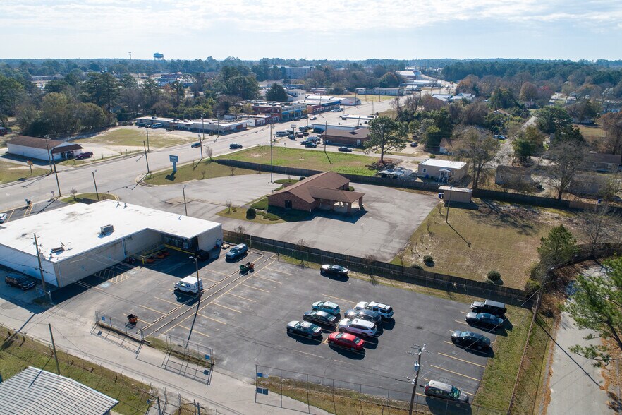 More Photos Of 219 N Main St, Spring Lake Bank For Sale