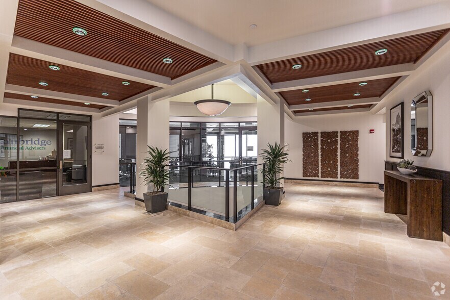 More Photos Of 6440 S Wasatch Blvd, Salt Lake City Office For Lease