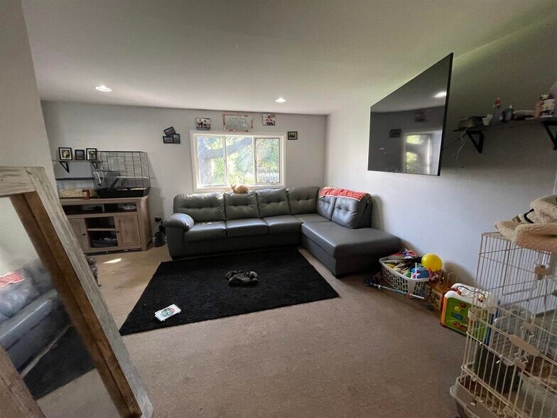 More Photos Of 46 Terrill St, Rutland Apartments For Sale