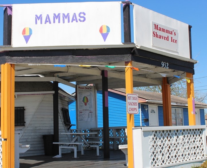 More Photos Of 932 S Broadway St, La Porte Storefront Retail Office For Sale