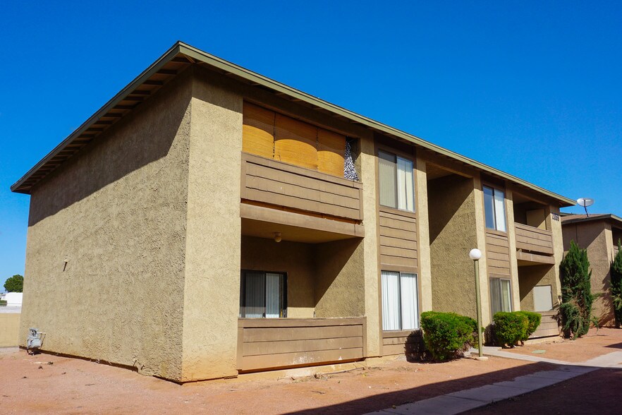 More Photos Of 2859 Wheelwright Dr, Las Vegas Apartments For Sale