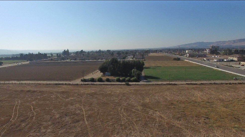 More Photos Of 600 Pine Ave, Greenfield Land For Sale