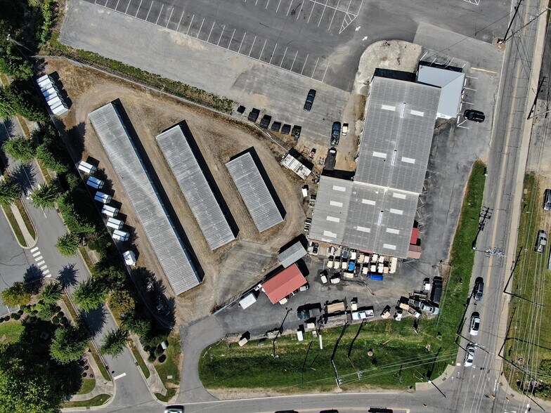 More Photos Of 40 Eagles Nest Rd, Waynesville Self Storage For Sale