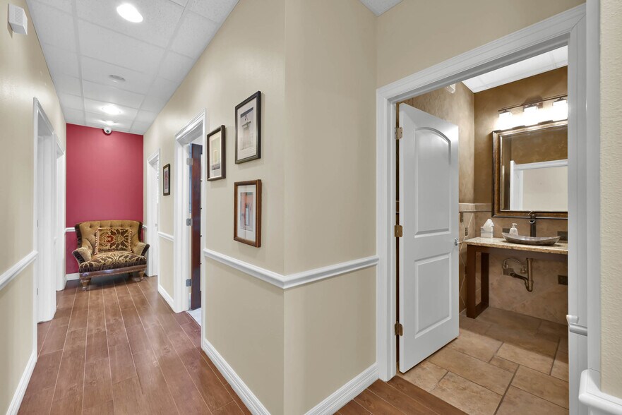 More Photos Of 8505 Technology Forest Pl, The Woodlands Office For Lease