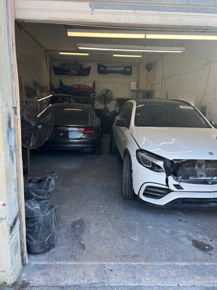 More Photos Of 1950 Hayes St, Hollywood Refrigeration Cold Storage For Sale