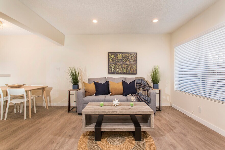 More Photos Of 12128 Ramona Ave, Hawthorne Apartments For Sale