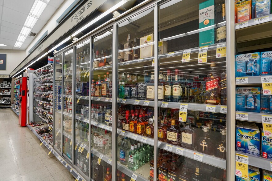 More Photos Of 1501 W Whittier Blvd, Montebello Drugstore For Sale