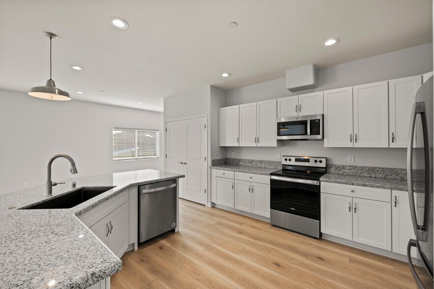 More Photos Of 1257 White Spar Rd, Prescott Apartments For Sale