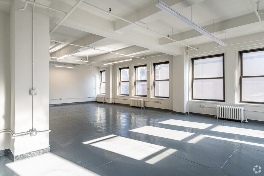 More Photos Of 150 W 28th St, New York Office For Lease