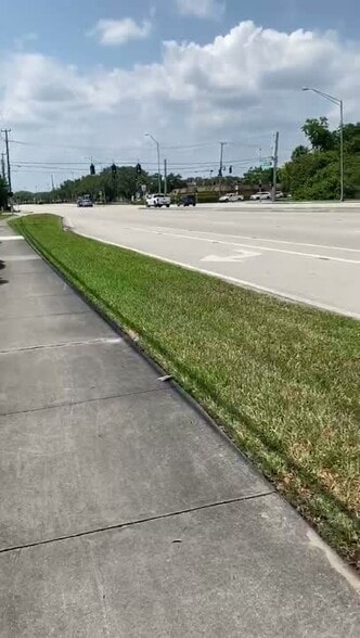 Primary Photo Of 4970-4998 W Atlantic, Margate Unknown For Lease