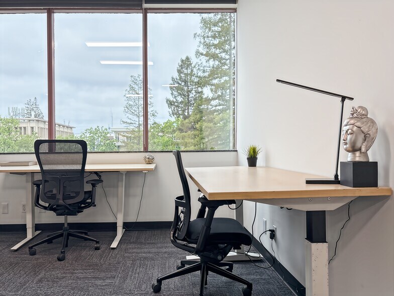 More Photos Of 200 Page Mill Rd, Palo Alto Coworking Space