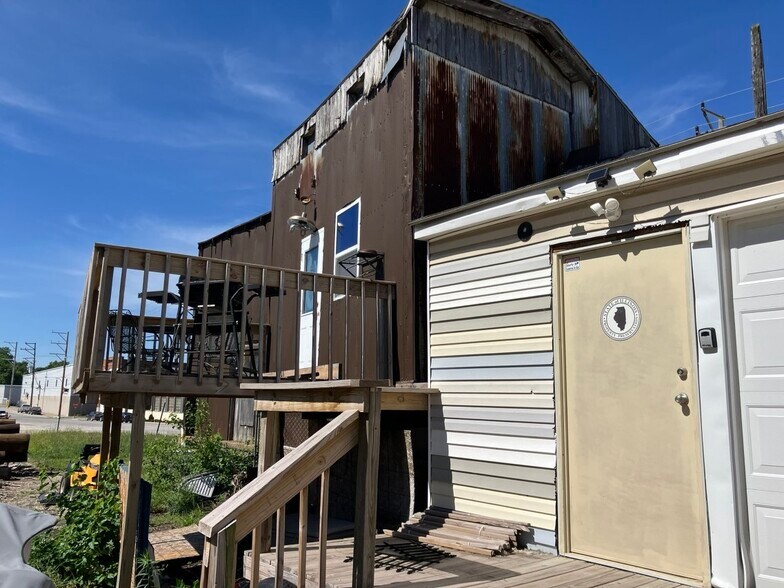 More Photos Of 600 Kentucky St, Quincy General Retail For Sale