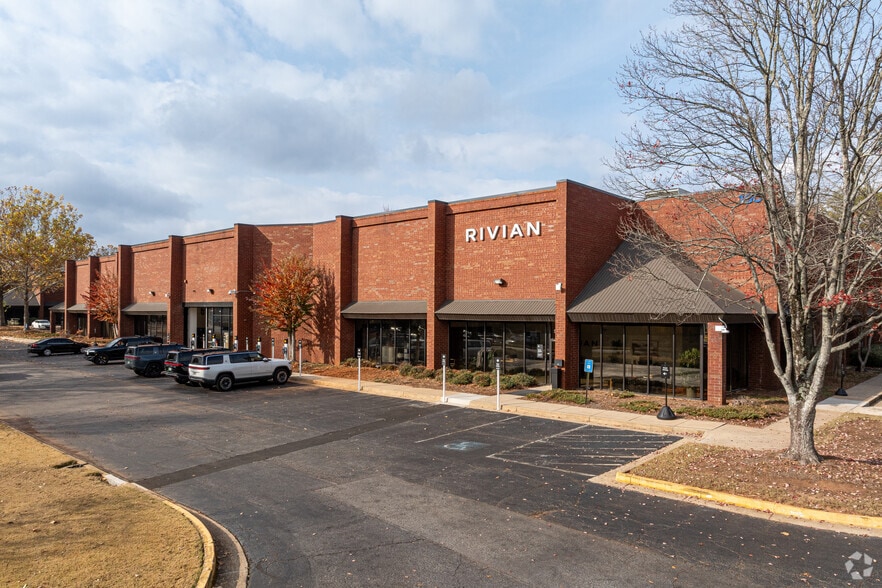 Primary Photo Of 150 Hembree Park Dr, Roswell Unknown For Lease