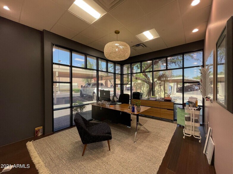 More Photos Of 8165 E Indian Bend Rd, Scottsdale Medical For Lease