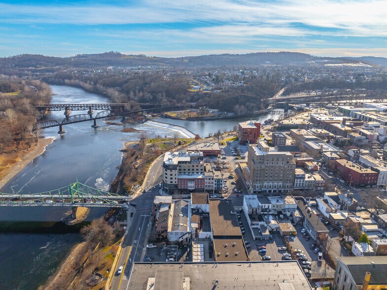 More Photos Of 100 Northampton St, Easton Apartments For Sale