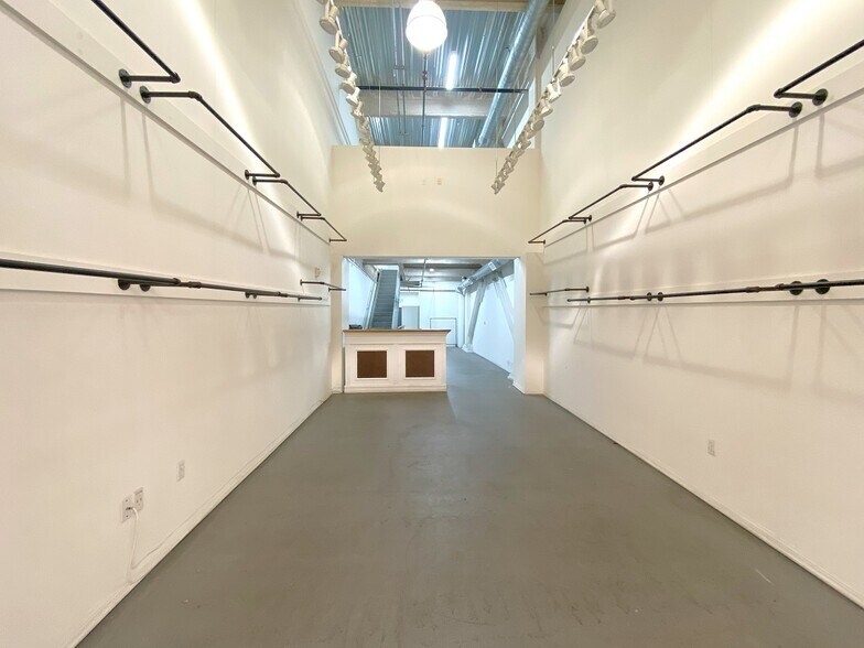 More Photos Of 800 E 12th St, Los Angeles Office For Sale