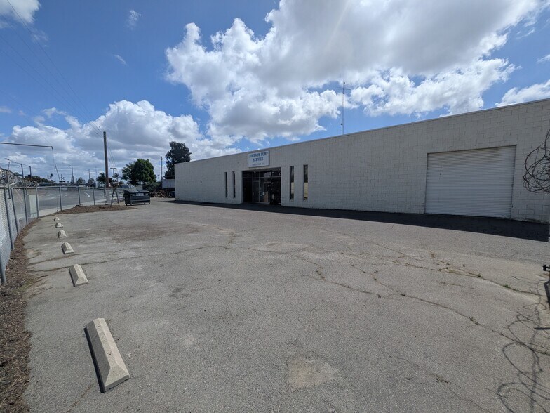Primary Photo Of 740 Opper St, Escondido Manufacturing For Lease