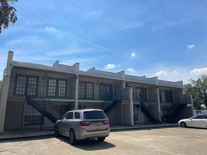 More Photos Of 11832 Newcastle Ave, Baton Rouge Office For Lease