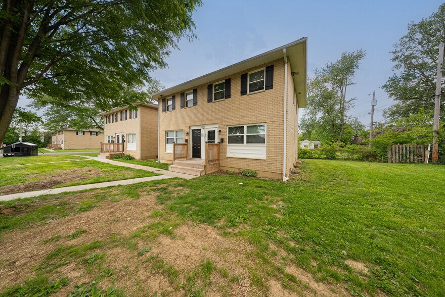 More Photos Of 1975-1982 Dunbar Dr, Columbus Apartments For Sale