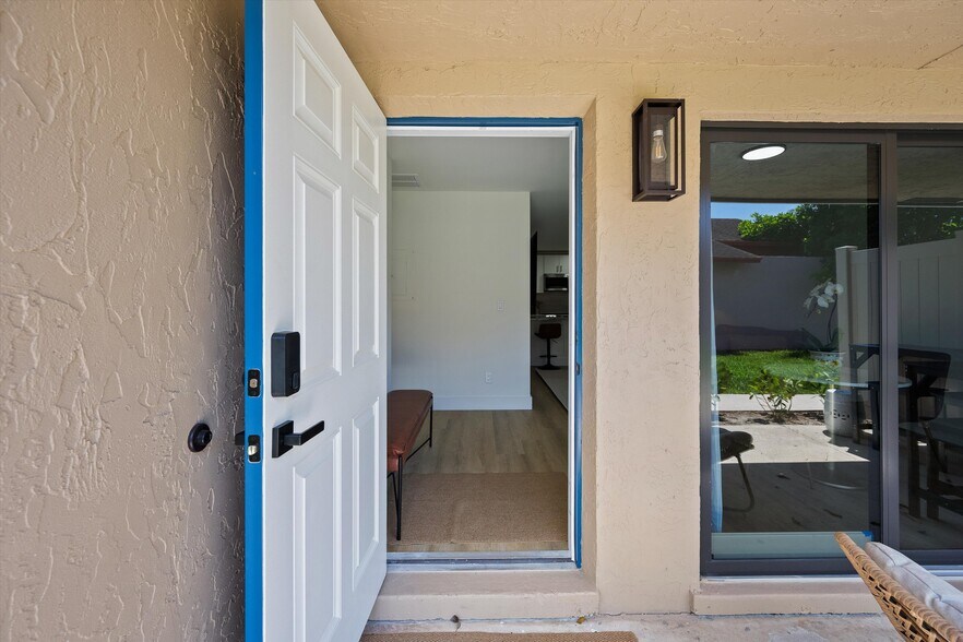 More Photos Of 1262 The 12th Fairway, Wellington Apartments For Sale