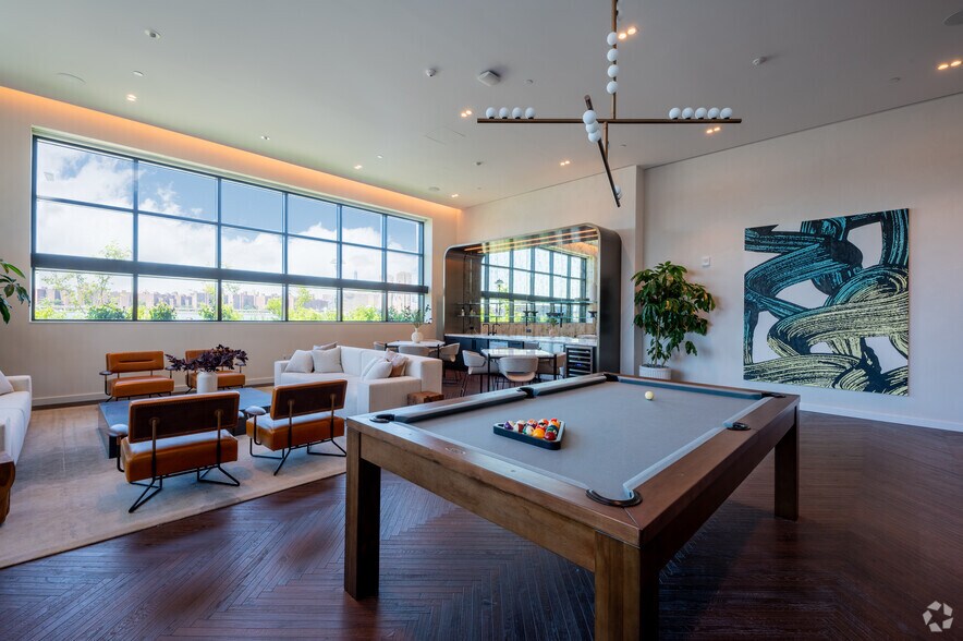 More Photos Of 29 Huron St, Brooklyn Apartments For Lease