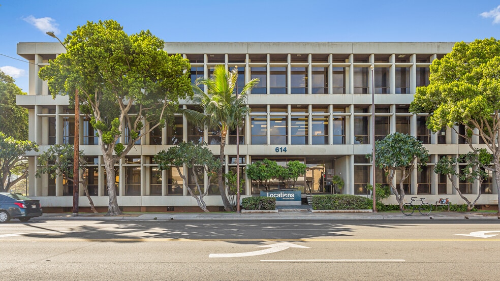 More Photos Of 614 Kapahulu Ave, Honolulu Office For Sale