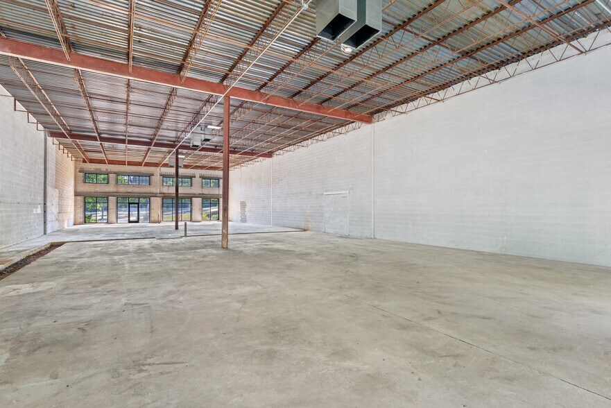More Photos Of 3586 Pierce Dr NE, Chamblee Office For Lease