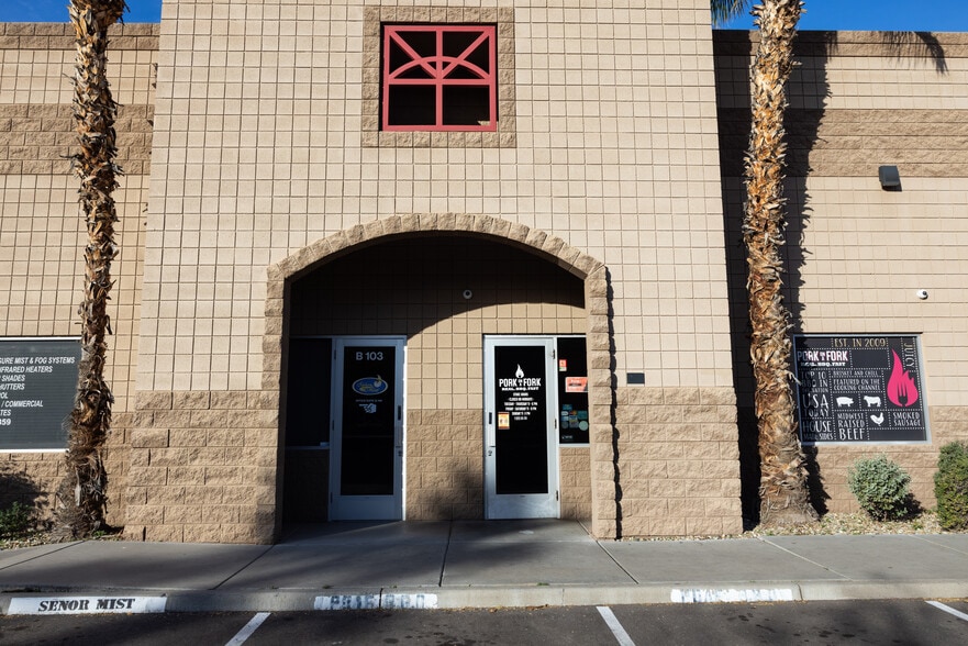 More Photos Of 1515 W Deer Valley Rd, Phoenix Warehouse For Sale