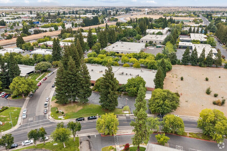 More Photos Of 11130 Sun Center Dr, Rancho Cordova Industrial For Sale