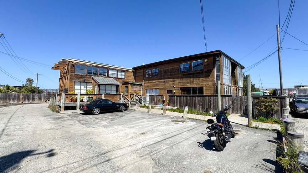 Primary Photo Of 40 Varda Landing Rd, Sausalito Apartments For Sale