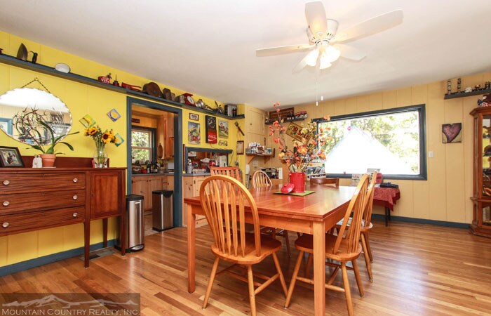 More Photos Of 2726 View Dr, Running Springs Hotel For Sale