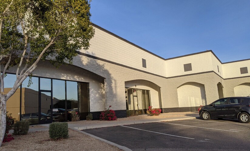 More Photos Of 7143 E Southern Ave, Mesa Showroom For Lease