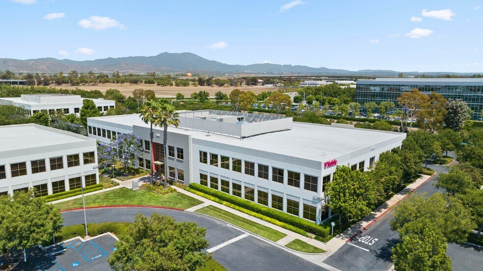 More Photos Of 46 Discovery, Irvine Unknown For Lease