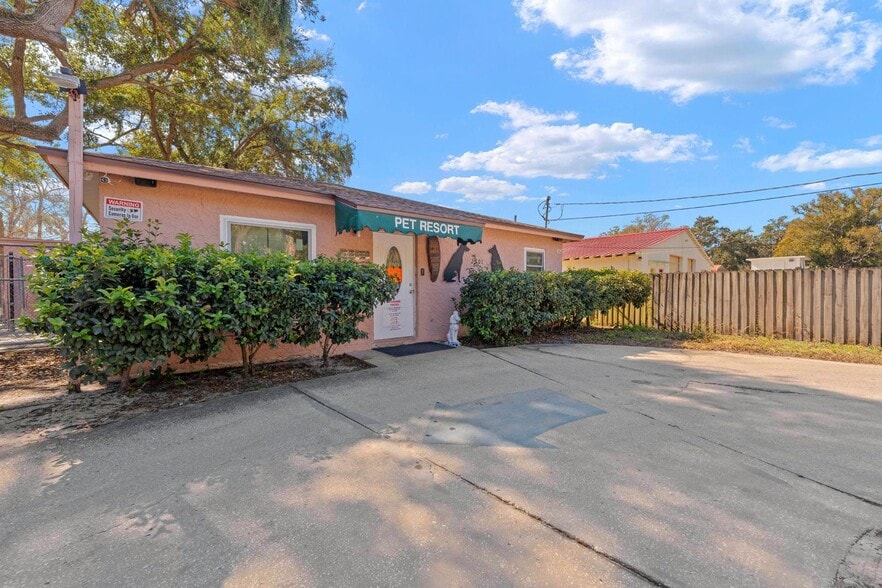 More Photos Of 2501 E Diana St, Tampa Office Residential For Sale