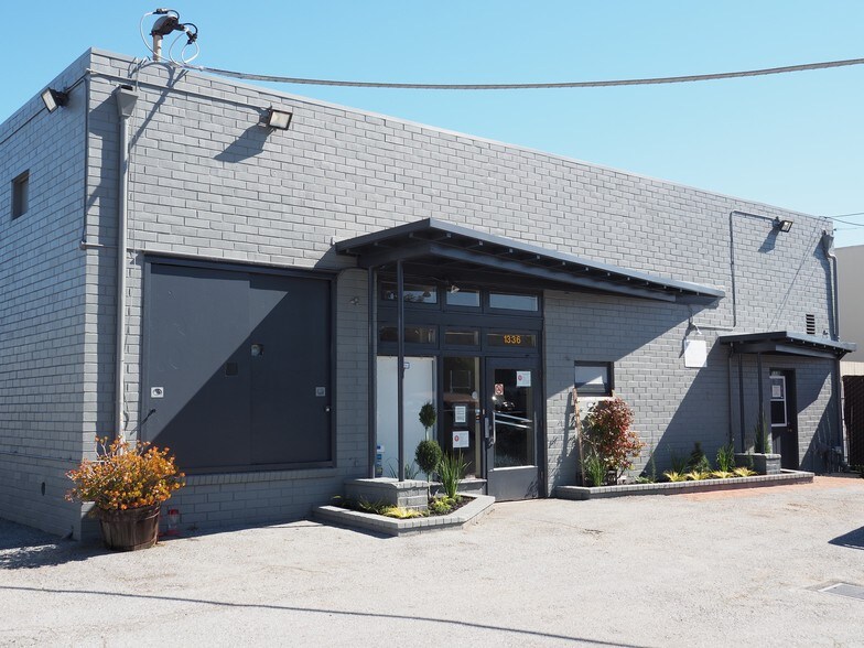 Primary Photo Of 1336 N Carolan Ave, Burlingame Warehouse For Lease
